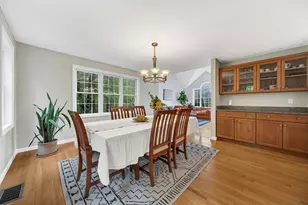 22 Hillcrest Dr, Acton, MA 01720 - Photo 9