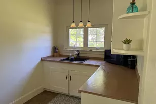 35 Spooner St, Plymouth, MA 02360 - Photo 9