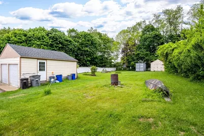 54 Charles St, Gardner, MA 01440 - Photo 35