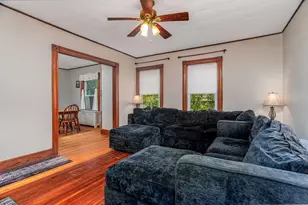 54 Charles St, Gardner, MA 01440 - Photo 11