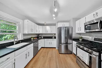 288 Auburndale Ave #B, Newton, MA 02466 - Photo 7