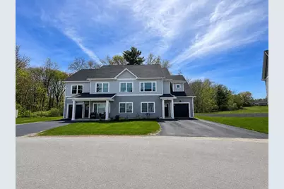 4 Clover Cir #B, Salisbury, MA 01952 - Photo 1