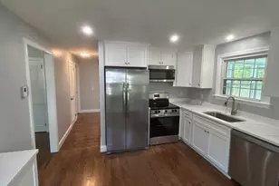 9 Cricket Dr, Sturbridge, MA 01566 - Photo 5