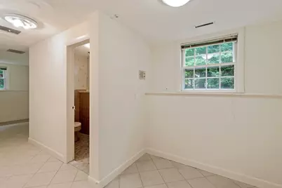 10 Radcliffe Rd, Weston, MA 02493 - Photo 33