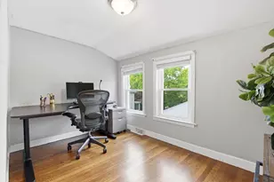 97 Taft St, Medford, MA 02155 - Photo 21