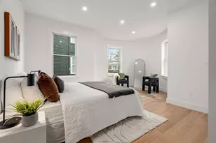 26 Adelaide St, Boston, MA 02130 - Photo 11