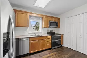 11 Rahway Rd, Burlington, MA 01803 - Photo 7