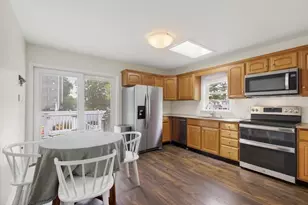 11 Rahway Rd, Burlington, MA 01803 - Photo 9