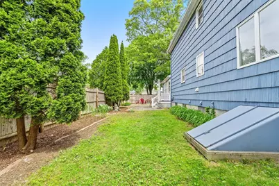 6 Hovey Ave, Natick, MA 01760 - Photo 31