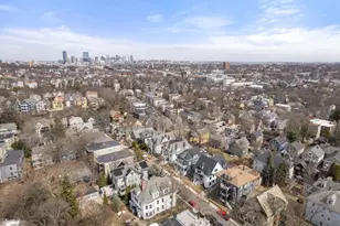 26 Adelaide St, Boston, MA 02130 - Photo 21