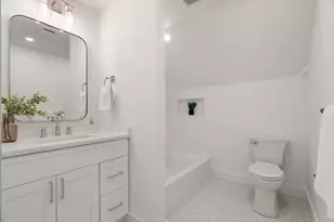 26 Adelaide St, Boston, MA 02130 - Photo 15