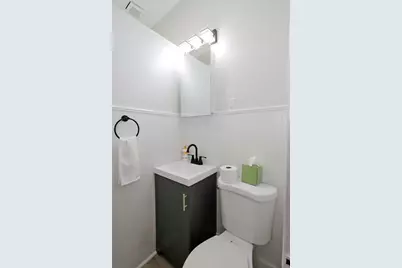460 Chancery St, New Bedford, MA 02740 - Photo 27