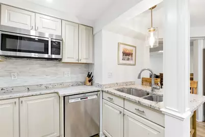 9 Park St. #8, Boston, MA 02122 - Photo 3