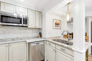 9 Park St, Boston, MA 02122 - Photo 3