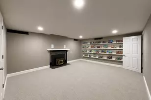 129 Elm St, Agawam, MA 01001 - Photo 33