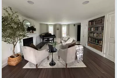 129 Elm St, Agawam, MA 01001 - Photo 19