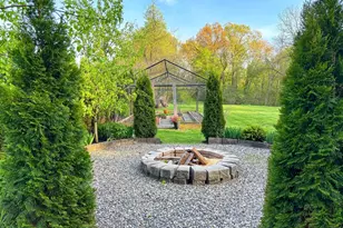 129 Elm St, Agawam, MA 01001 - Photo 11