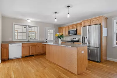 608 Church St, Northbridge, MA 01588 - Photo 7