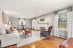 13 Laconia Cir, North Andover, MA 01845 - Photo 9