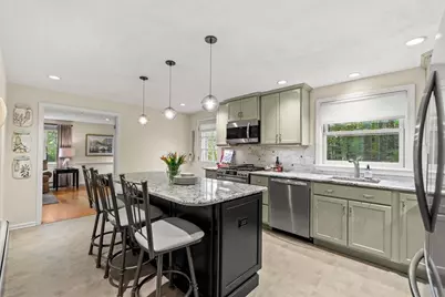 13 Laconia Cir, North Andover, MA 01845 - Photo 3