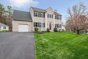 37 Beechwood Dr, Haverhill, MA 01832 - Photo 9