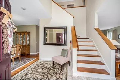 37 Beechwood Dr, Haverhill, MA 01832 - Photo 3