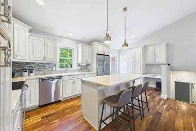 135 County St, Lakeville, MA 02347 - Photo 13