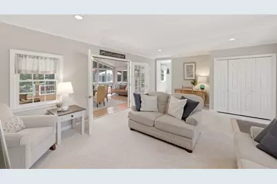 71 Valley St, Pembroke, MA 02359 - Photo 7