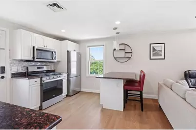 11 Columbia Rd #8, Wakefield, MA 01880 - Photo 5