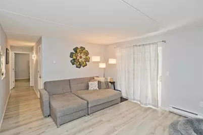 24 Maplecrest Cir #D, Holyoke, MA 01040 - Photo 7