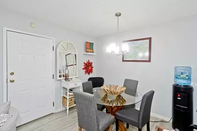 24 Maplecrest Cir #D, Holyoke, MA 01040 - Photo 11