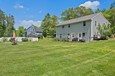 136 Elm St, Halifax, MA 02338 - Photo 33