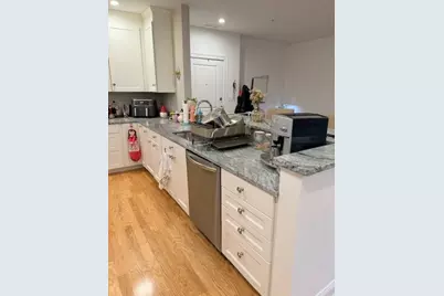 2 Inwood Dr #2010, Woburn, MA 01801 - Photo 9