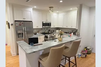 2 Inwood Dr #2010, Woburn, MA 01801 - Photo 7