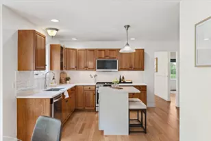 8 Cardinal Cir, Shrewsbury, MA 01545 - Photo 13