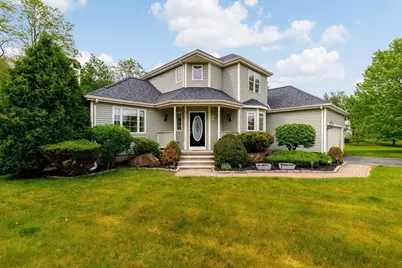 8 Cardinal Cir, Shrewsbury, MA 01545 - Photo 1