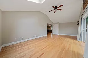 560 Pond St, Weymouth, MA 02190 - Photo 19