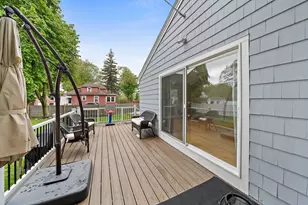 560 Pond St, Weymouth, MA 02190 - Photo 33