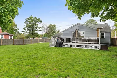 560 Pond St, Weymouth, MA 02190 - Photo 35