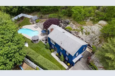 28 Edgemere St, Melrose, MA 02176 - Photo 29