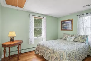 28 Edgemere St, Melrose, MA 02176 - Photo 13