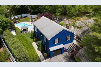 28 Edgemere St, Melrose, MA 02176 - Photo 3