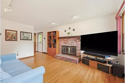 218 Hampton Rd, Sharon, MA 02067 - Photo 15