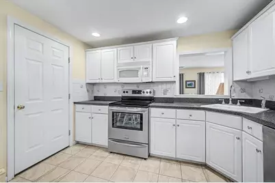 20 Cinnamon Circle #20, Walpole, MA 02081 - Photo 9