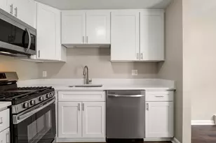 54 Decarolis Dr, Tewksbury, MA 01876 - Photo 11