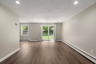 54 Decarolis Dr, Tewksbury, MA 01876 - Photo 5