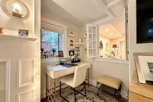 41 Pickney St, Boston, MA 02114 - Photo 23