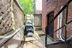 41 Pickney St, Boston, MA 02114 - Photo 27