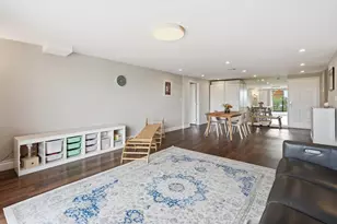 8 9th St, Medford, MA 02155 - Photo 17