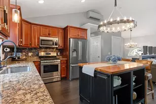 24 High St, North Brookfield, MA 01535 - Photo 1